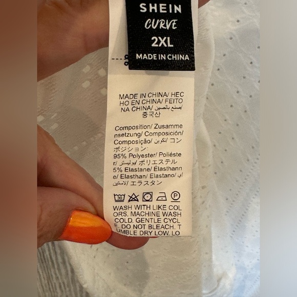 SHEIN Curve Eyelet Top Sz 2XL NWOT - Picture 3 of 4